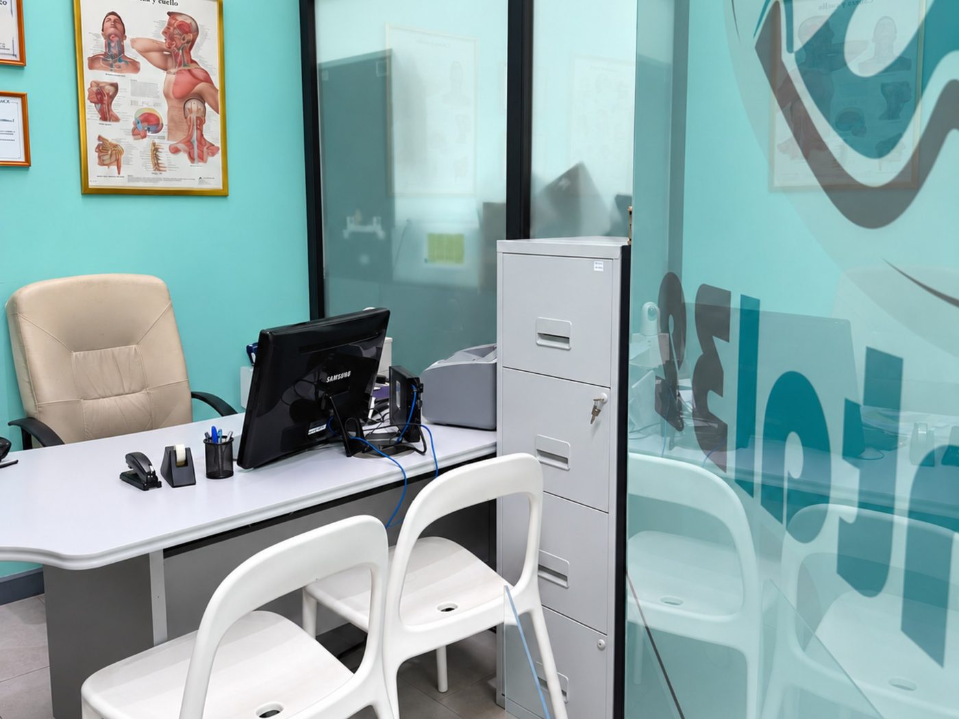 Despacho de consulta de Clínica Dental 32
